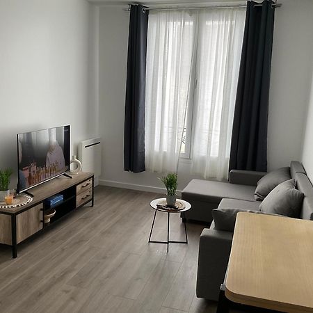 Appartement F3, Proche Paris エピネー・シュル・セーヌ エクステリア 写真