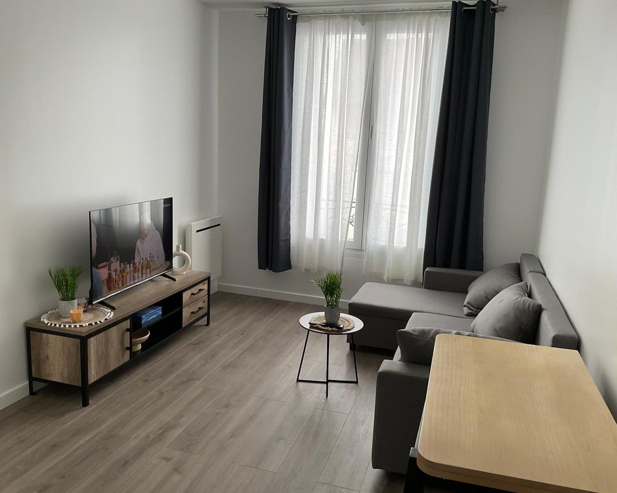 Appartement F3, Proche Paris エピネー・シュル・セーヌ エクステリア 写真